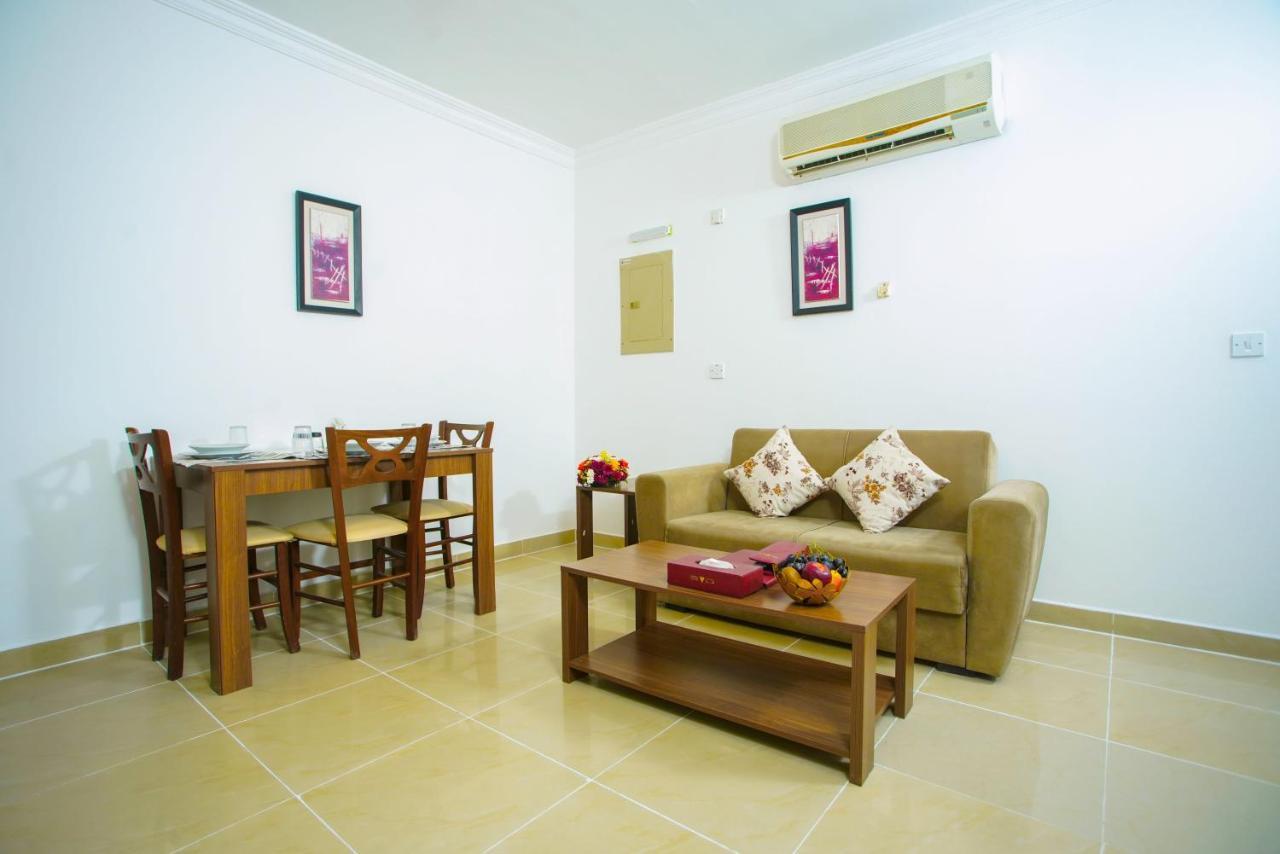 La Villa Inn Hotel Apartments Dauhá Exteriér fotografie