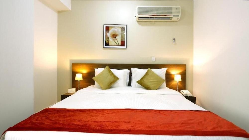 La Villa Inn Hotel Apartments Dauhá Exteriér fotografie