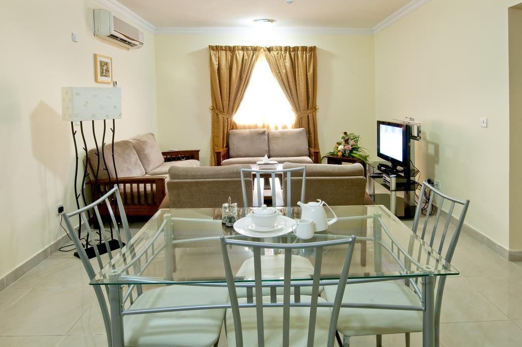 La Villa Inn Hotel Apartments Dauhá Exteriér fotografie