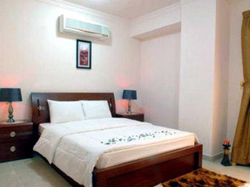 La Villa Inn Hotel Apartments Dauhá Exteriér fotografie