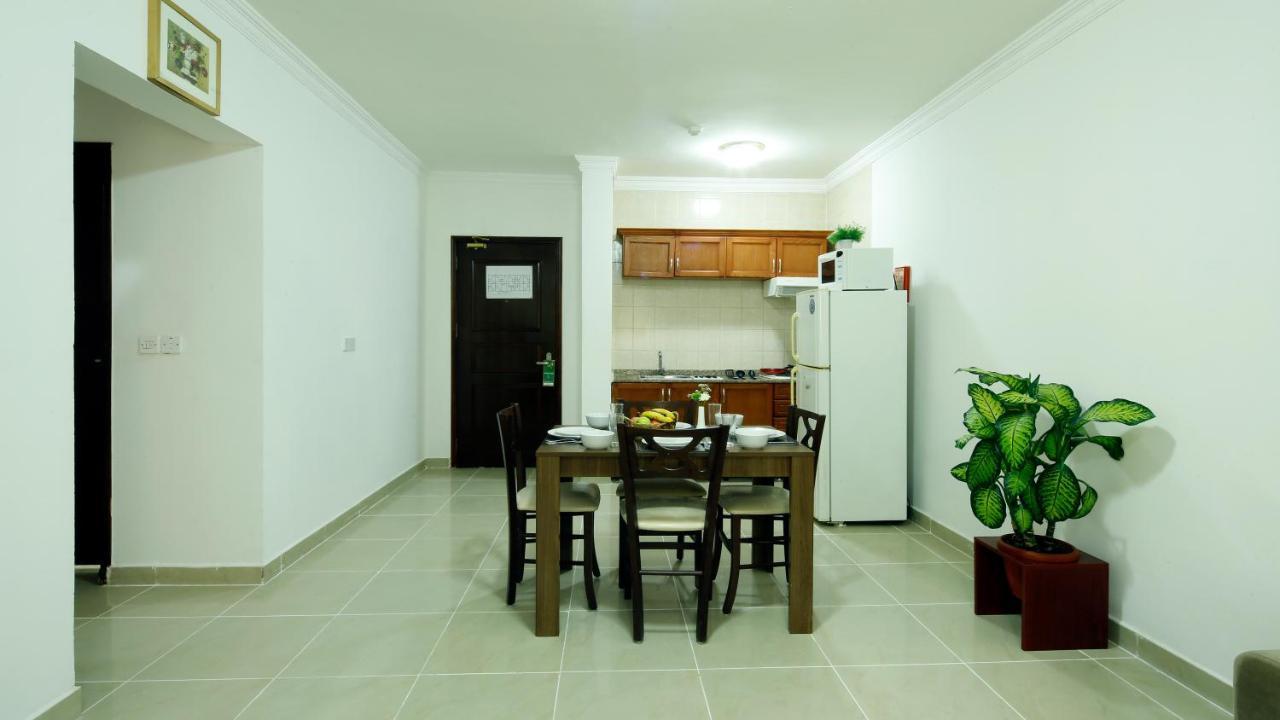 La Villa Inn Hotel Apartments Dauhá Exteriér fotografie