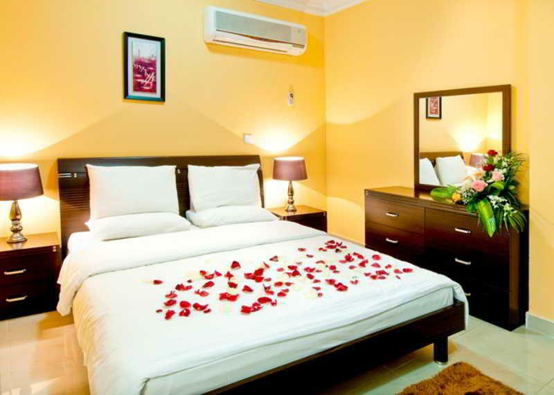 La Villa Inn Hotel Apartments Dauhá Exteriér fotografie
